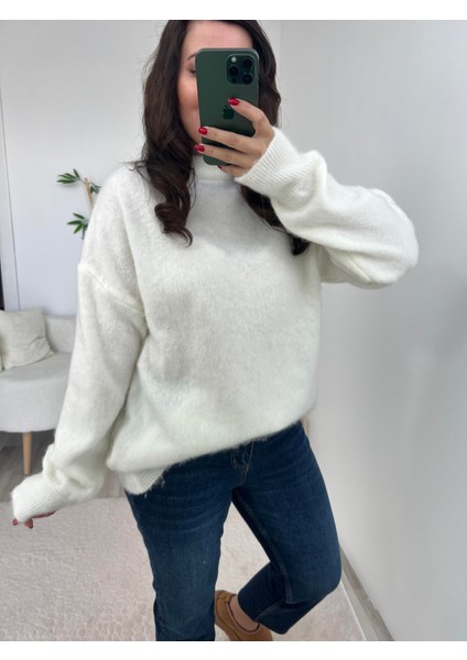 Krem Md Oversiz Kazak modelleri