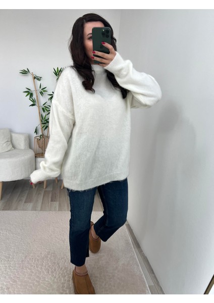 Krem Md Oversiz Kazak fırsatları