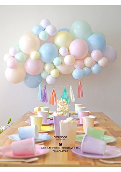 Karışık Pastel Renkli Kullan At Tabak-Bardak-Çatal Kaşık Bıçak-Popcorn Kutusu 12 Kişilik Parti Seti indirimleri