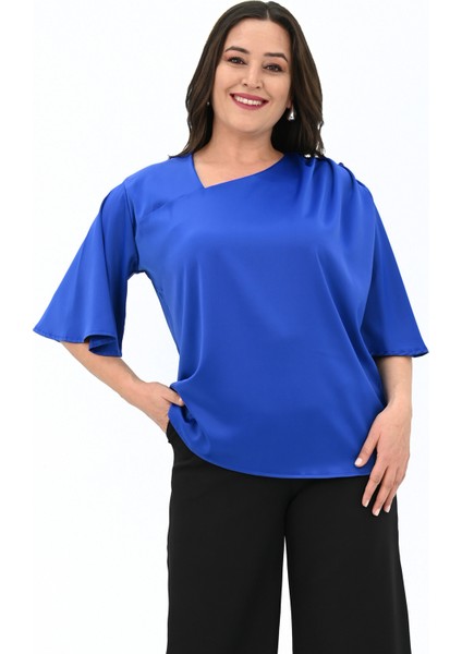 Kadın Büyük Beden Metal Düğme Detaylı Bluz 1862-25