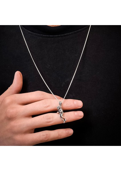 Gümüş Dalgıç Kolye 925 Ayar Gümüş Dalgıç Figürlü Unisex Kolye