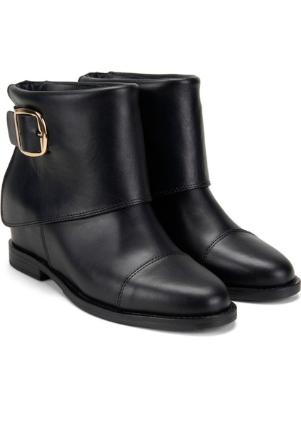 Deny Siyah Kadın Bot