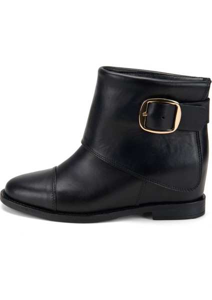 Deny Siyah Kadın Bot modelleri