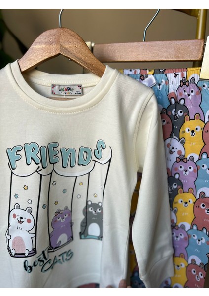 Krem Rengi Friends Kedili Pijama Takımı fiyatları