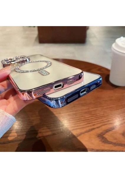 Apple iPhone 11 Uyumlu Simli Kamera Korumalı Magsafe Özellikli Toz Korumalı Silikon Kılıf