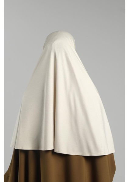 Bej Pratik Hazır Geçmeli Tesettür Eşarp Viskon Pratik Namaz Örtüsü 2201_12 modelleri