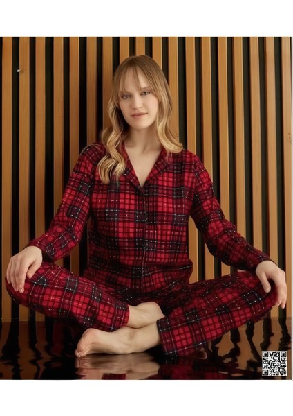 Kadın Önden Düğmeli Ekoseli Süet Pijama Takımı