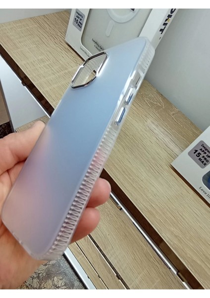 iPhone 15 Pro Uyumlu Hologramlı Mor Kılıf Tuşları Metal Darbe Korumalı Kapak