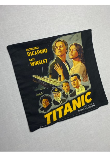 Titanic Film Posteri Desenli Dijital Baskılı Kırlent Kılıfı ve Yastık