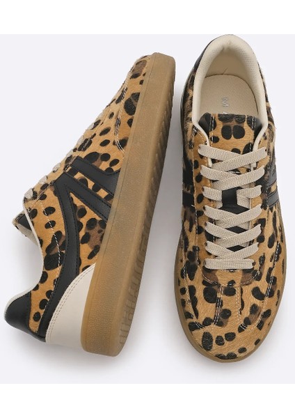 Kadın Sneaker Bağcıklı Düz Taban Spor Ayakkabı Tiyone Leopar