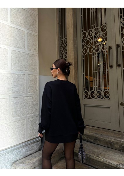 Lymens Fashion Angelina Metalize Sarkaçlı Oversize Sweatshirt - Şıklığın ve Rahatlığın Birleşimi fırsatları