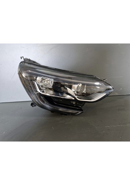 Renault Megane 4 Touch Paket Sağ Ön Far Sıfır 2016-2024