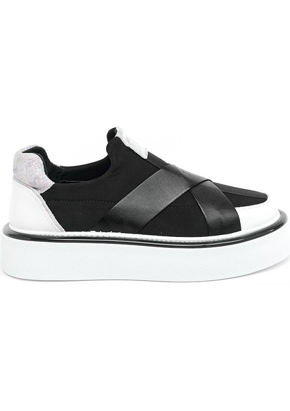Yüksek Taban Lastik Aksesuarlı Kadın Sneaker