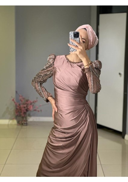 Kolları Kapalı, Taşlı Yırtmaçsız Saten Abiye