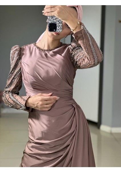 Kolları Kapalı, Taşlı Yırtmaçsız Saten Abiye fırsatları