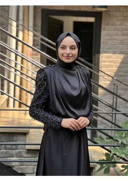 Kolları Taşlı Saten Abiye Elbise