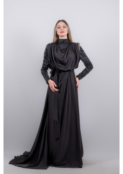 Kolları Taşlı Saten Abiye Elbise