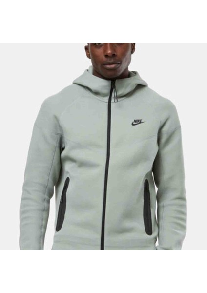 Sportswear Tech Fleece Sweatshirt