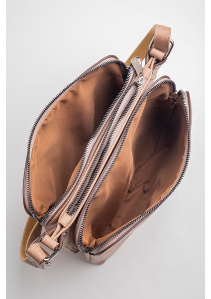 Kadın Çapraz Çanta IM332 Camel modelleri