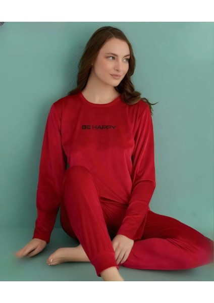 Kırmızı Kadife Takım