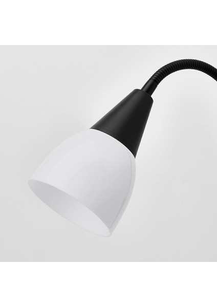 Siyah-beyaz yer lambası, metal gövde, 178 cm, tek ayaklı, modern tasarım modelleri