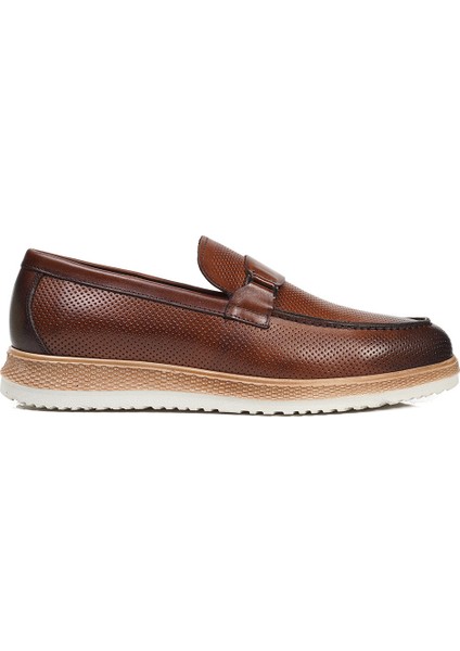 3Y1UA62586-62586 Mr Urban Ayk (S)