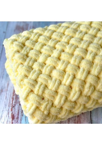 Sarı Yumuşak ve Sıcak Battaniye, Rahat Uyku İçin Ideal, Antibakteriyel Polyester