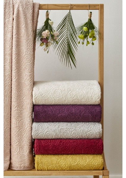 Gri Tek Kişilik Şık ve Rahat Embosli Battaniye, Polyester, Kırışmaz, Yumuşak ve Hafif