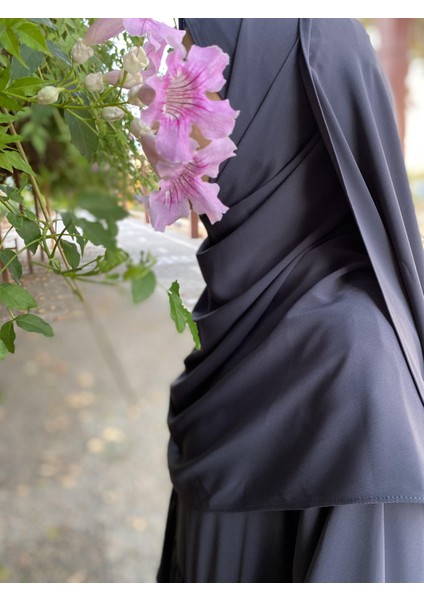 M. Ipeği Şal - Antrasit