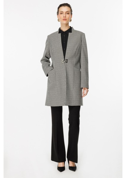 Ekol Kazayağı Desenli Metal Aksesuarlı Kaban Siyah