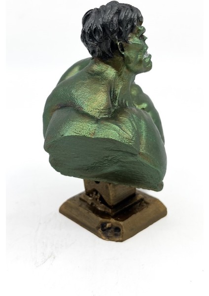 Hulk Heykel Biblo