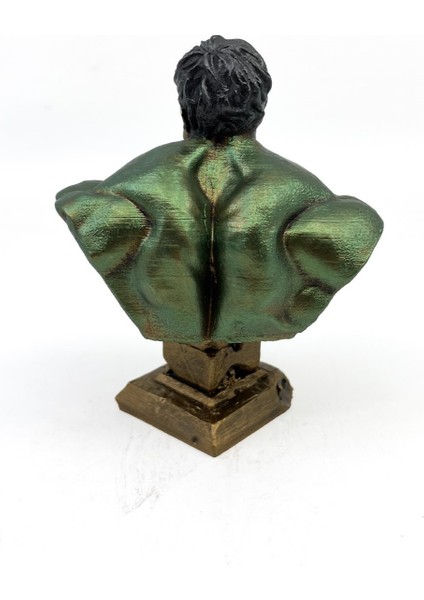 Hulk Heykel Biblo