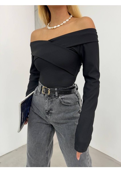 Lymens Fashion Çapraz Bantlı Straplez Bluz - Şıklığın ve Zarafetin Buluşma Noktası
