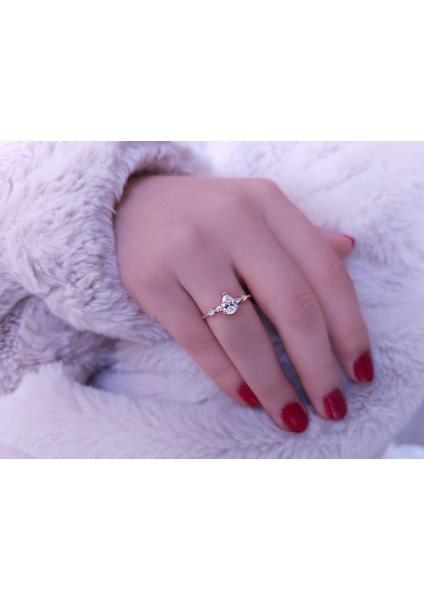 ve Beyaz Topaz Taşlı Arina Yüzük 0447R0093 indirimleri