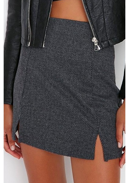 Kadın Moda Stil Mini Astarsız Örme Yırtmaç Detaylı Mini Normal Bel Örme Etek