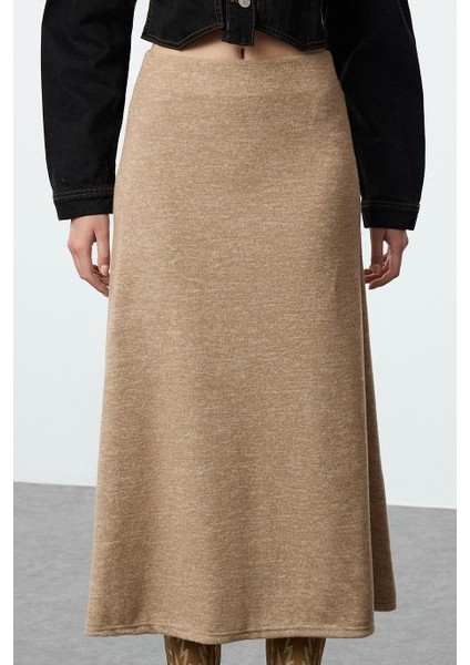 Kadın Moda Stil Maxi Astarsız Örme Yüksek Bel Kloş Form Midi Boy Yumoş Örme Etek