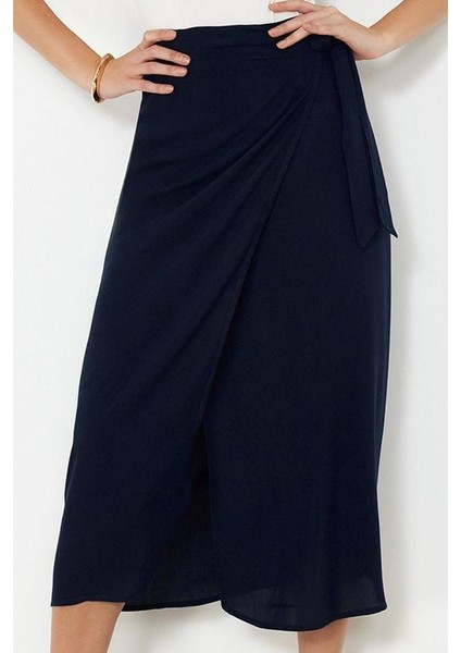Kadın Moda Stil Maxi Astarsız Dokuma Bağlamalı Kruvaze Kapama Viskon Kumaşlı Maxi Boy Dokuma Etek modelleri