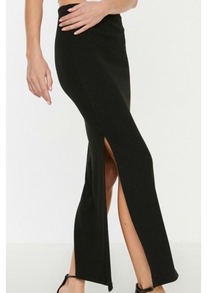 Kadın Moda Stil Maxi Astarsız Örme Yırtmaç Detaylı Vücuda Oturan Yüksek Bel Fitilli Esnek Örme Etek
