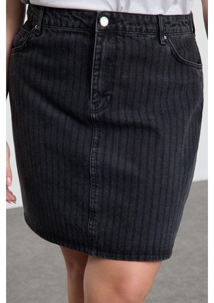 Modern Tarz Büyük Beden Astarsız Denim Mini Boy More Sustainable Çizgili Mini Denim Etek fiyatları