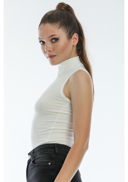 Kolsuz Boğazlı Body fiyatları