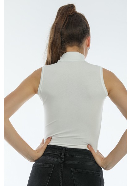 Kolsuz Boğazlı Body fırsatları