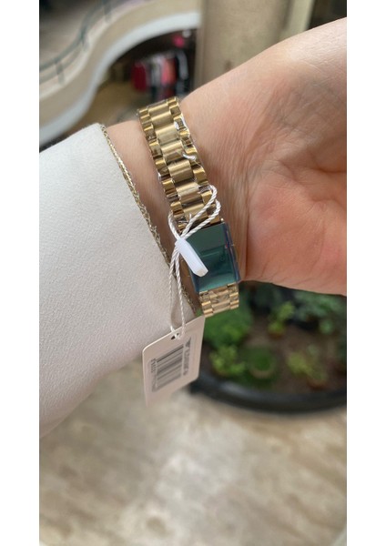 Quartz Çelik Altın Rengi 30 mm Kadın Kol Saati fırsatları