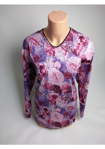 Kadın Mor Mürdüm Desenli V Yaka Uzun Kollu Yanları Yırtmaçlı Viskon Anne Penye Tişört Bluz fiyatları