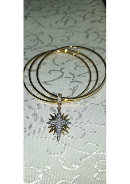 Taşlı Pusula Yıldız Charmlı 3lü Gold Çelik Ajda Bilezik modelleri