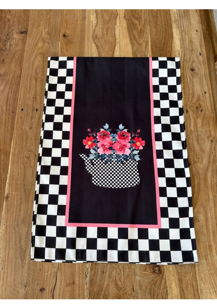 Çiçekli Çaydanlık Desenli Siyah Runner