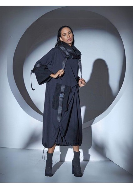 Kadın Balıkçı Yaka Kemer Detaylı Tasarım Geniş Kalıp Elbise