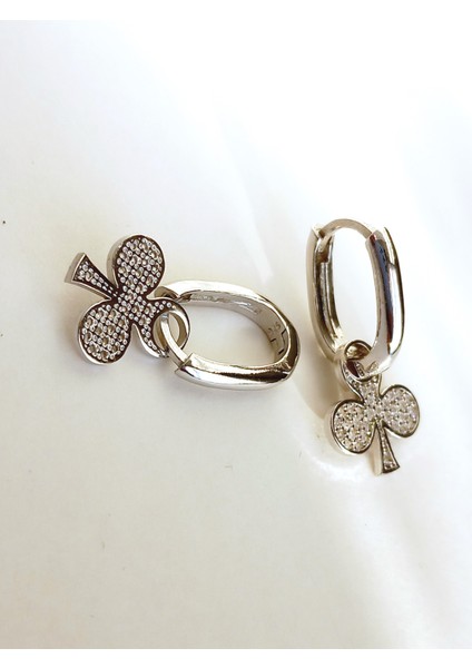 Gümüş Kalp Kutulu Maça Kızı U Tasarım Kadın Küpe Yılbaşı Yeni Yıl Hediye