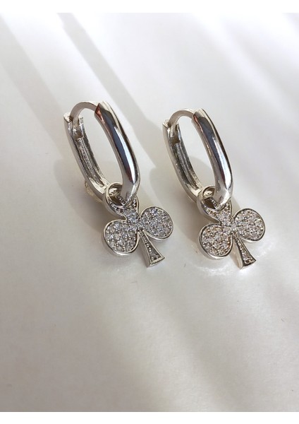 Gümüş Kalp Kutulu Maça Kızı U Tasarım Kadın Küpe Yılbaşı Yeni Yıl Hediye fiyatları