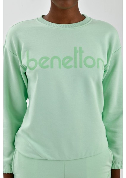 Kadın Önü Logo Baskılı Bisiklet Yaka Sweatshirt fiyatları