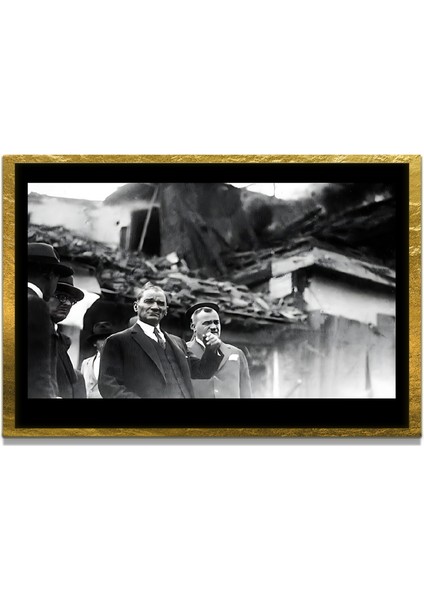 Yapay Zeka ile Yenilenmiş Atatürk Fotoğrafları Siyah Beyaz Cam Tablo, 3D Dekoratif Baskı 287